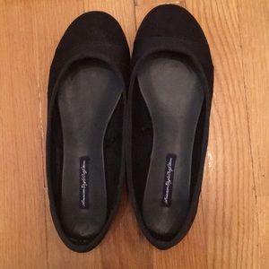American Eagle flats